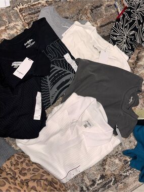 6 bundle XL Goodfellow & Co